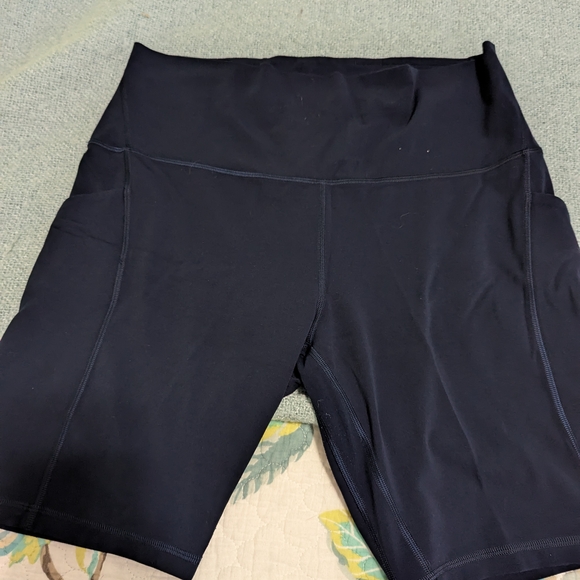lululemon athletica Black Bike Shorts - Picture 1 of 7